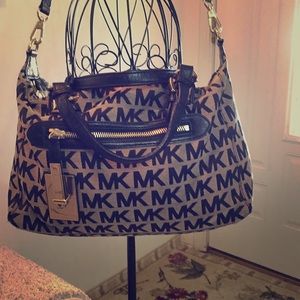 Micheal kors bag